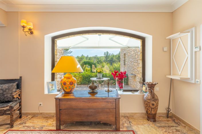 Image No.20-4 Bed House for sale