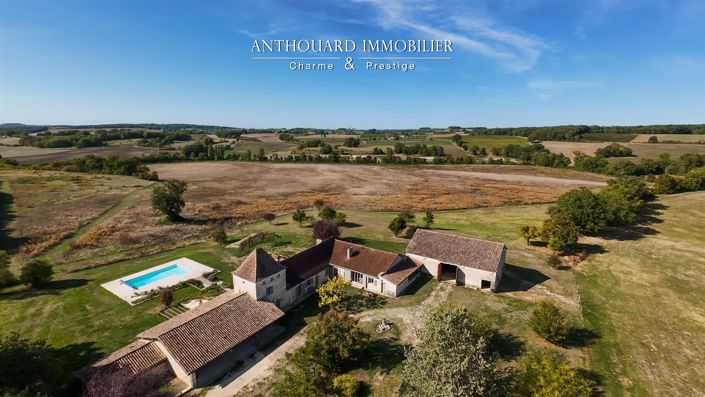 Image No.1-7 Bed Property for sale