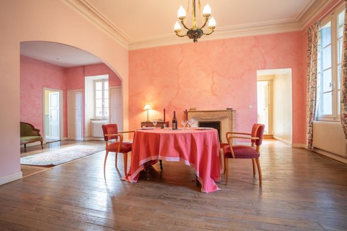 Image No.11-6 Bed House for sale