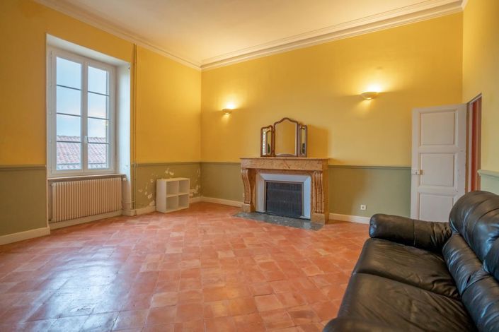 Image No.15-6 Bed House for sale