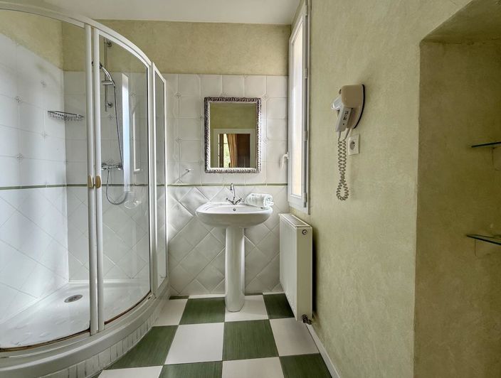 Image No.35-6 Bed House for sale