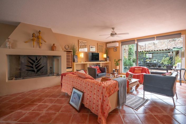 Image No.14-3 Bed House for sale