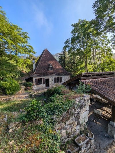 Image No.3-5 Bed House for sale