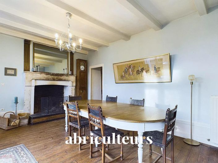 Image No.4-6 Bed House for sale