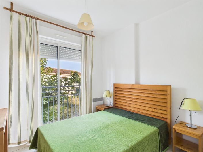 Image No.5-1 Bed Property for sale