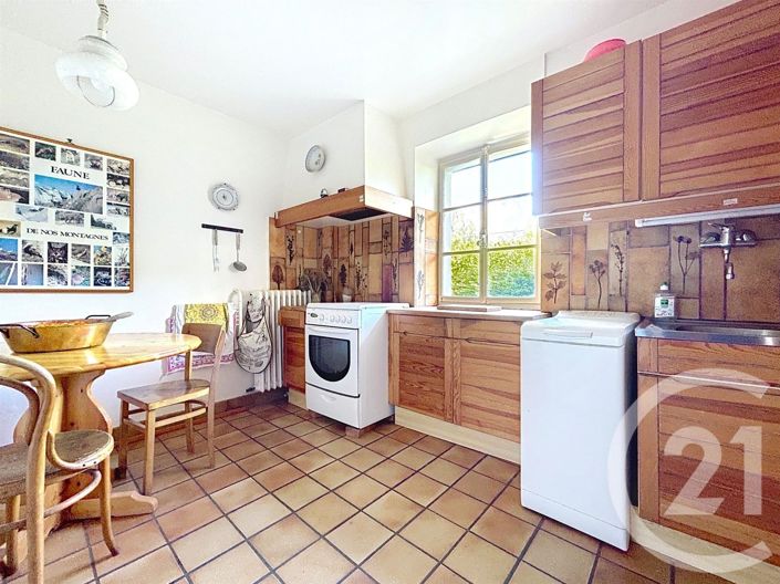 Image No.12-7 Bed House for sale