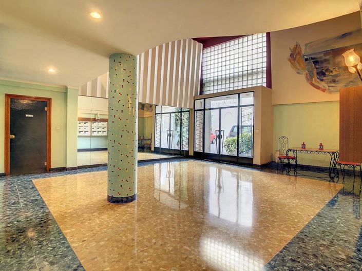 Image No.11-1 Bed Apartment for sale