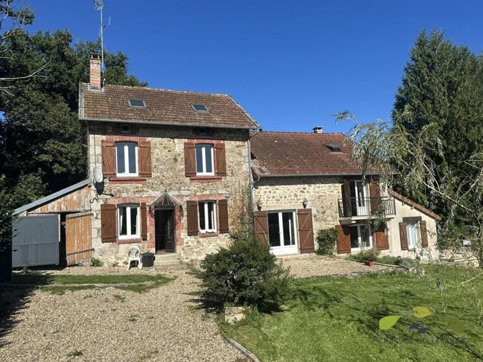 Image No.1-4 Bed House for sale