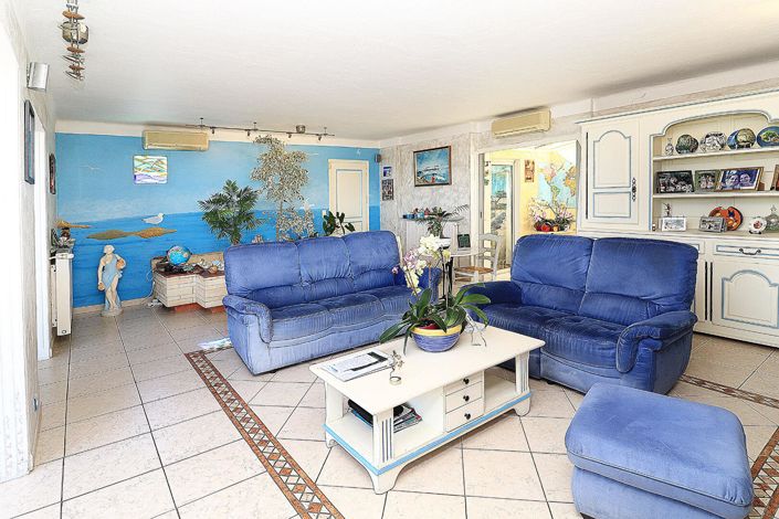 Image No.3-3 Bed House for sale