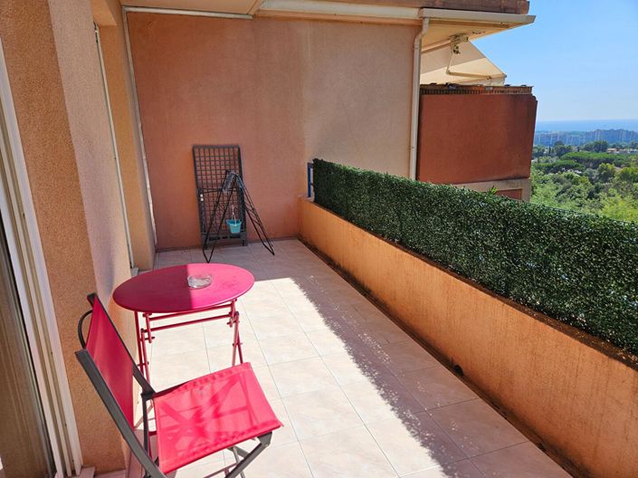 Image No.3-1 Bed Property for sale