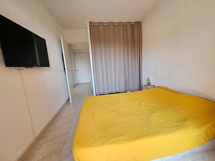 Image No.7-1 Bed Property for sale