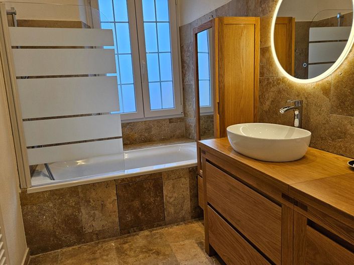 Image No.6-5 Bed House for sale