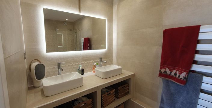 Image No.8-2 Bed Property for sale