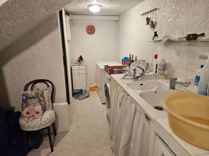 Image No.13-4 Bed House for sale