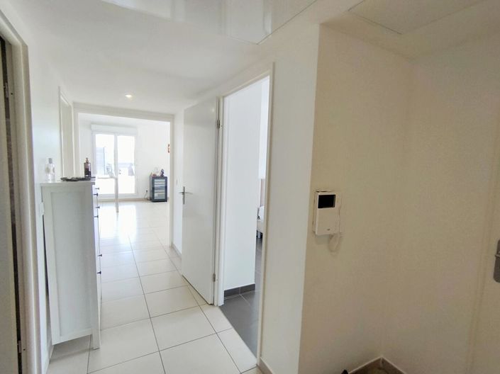 Image No.15-3 Bed Apartment for sale