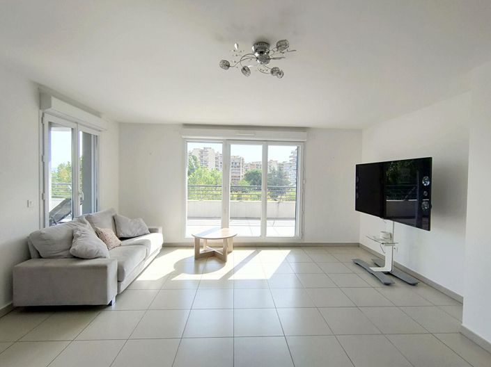 Image No.2-3 Bed Apartment for sale