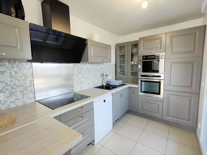 Image No.6-3 Bed Apartment for sale