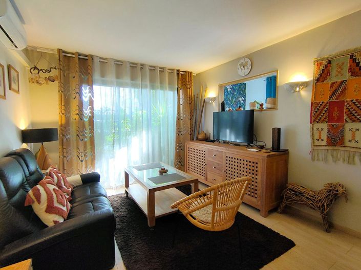 Image No.14-5 Bed House for sale