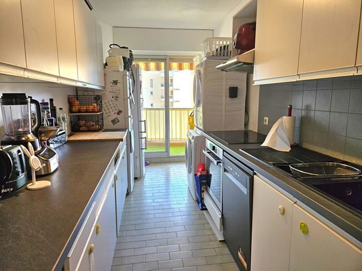 Image No.8-1 Bed Property for sale