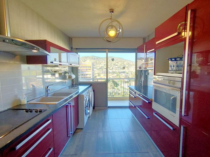 Image No.7-3 Bed Apartment for sale