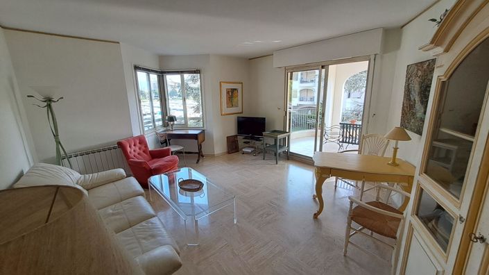 Image No.4-1 Bed Property for sale