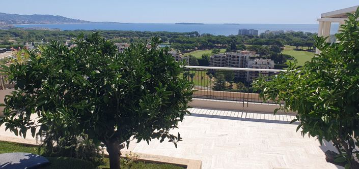 Image No.2-4 Bed Property for sale