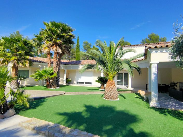 Image No.3-3 Bed House for sale