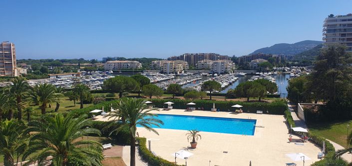 Image No.12-1 Bed Apartment for sale