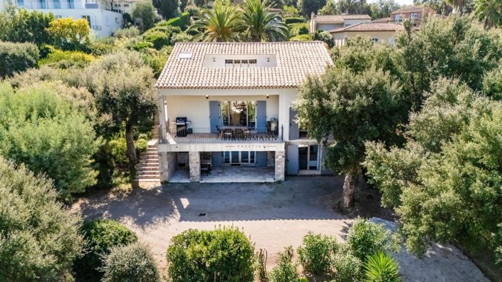 Image No.6-5 Bed House for sale