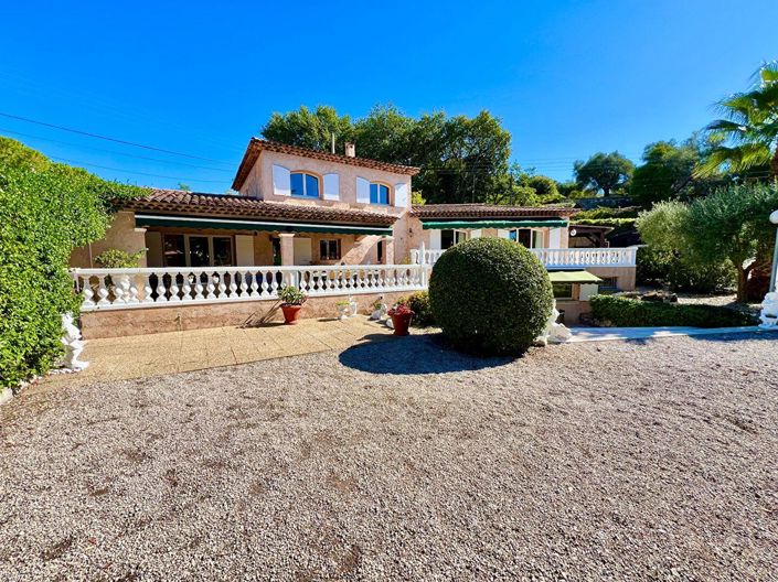 Image No.1-5 Bed House for sale