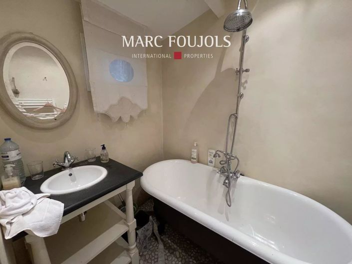 Image No.17-7 Bed House for sale