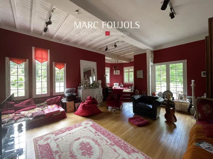 Image No.5-7 Bed House for sale