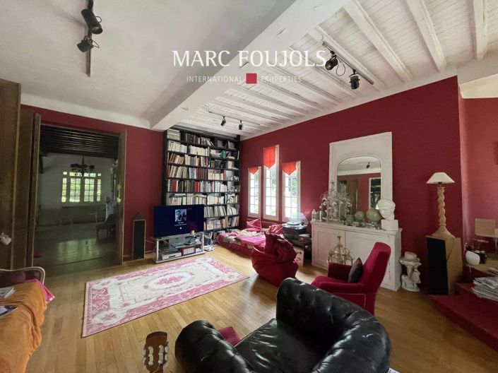 Image No.6-7 Bed House for sale