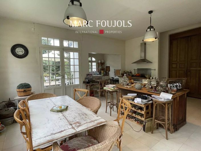 Image No.9-7 Bed House for sale