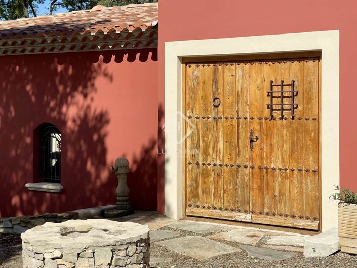 Image No.25-6 Bed House for sale