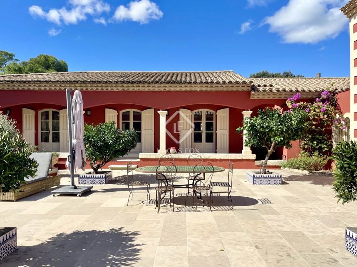 Image No.5-6 Bed House for sale