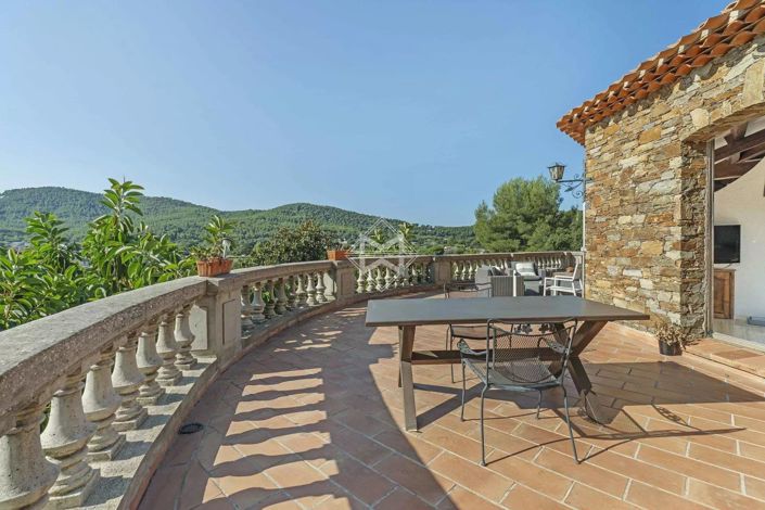 Image No.3-7 Bed House for sale