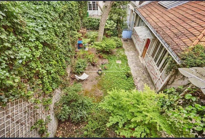 Image No.1-5 Bed House for sale