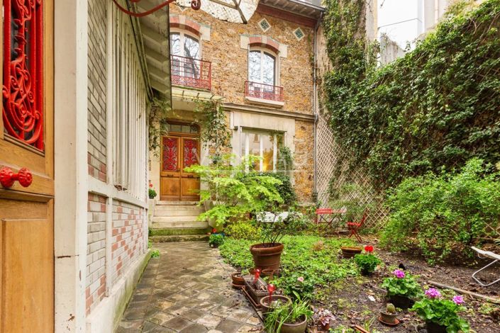 Image No.2-5 Bed House for sale