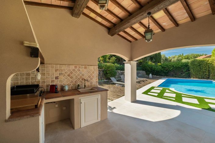 Image No.22-5 Bed House for sale