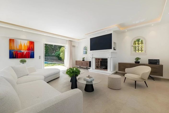 Image No.4-5 Bed House for sale