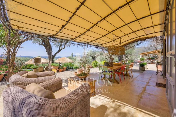 Image No.15-6 Bed House for sale