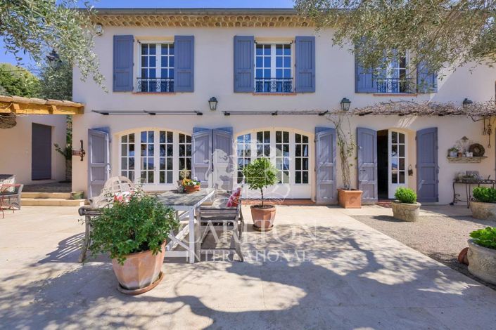 Image No.2-6 Bed House for sale