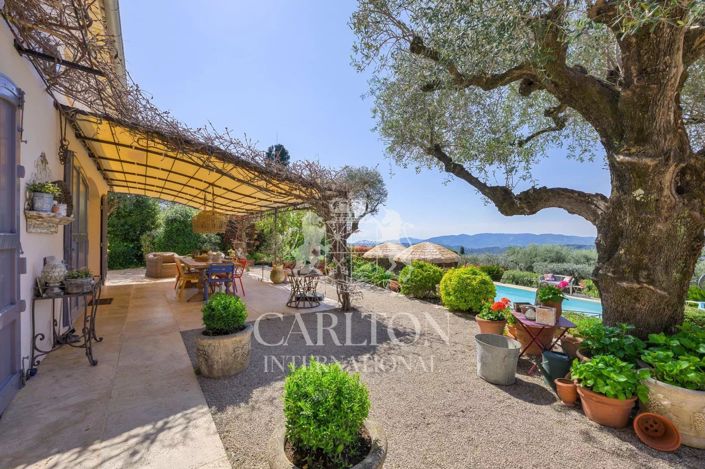 Image No.30-6 Bed House for sale