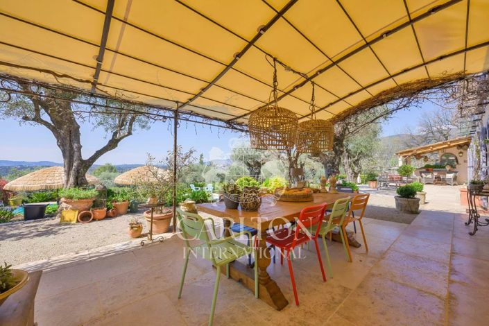 Image No.31-6 Bed House for sale