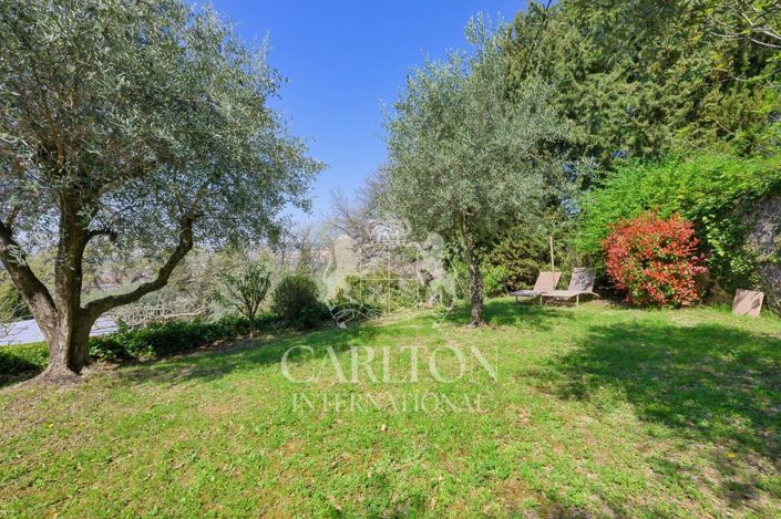 Image No.41-6 Bed House for sale