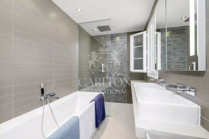 Image No.10-4 Bed House for sale