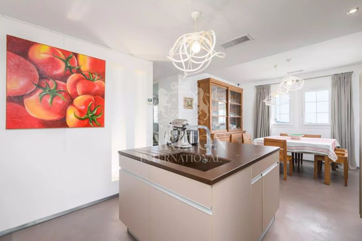 Image No.14-4 Bed House for sale