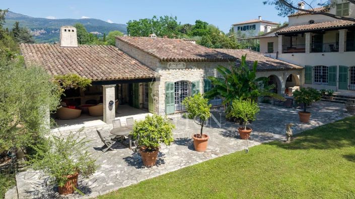 Image No.18-9 Bed House for sale