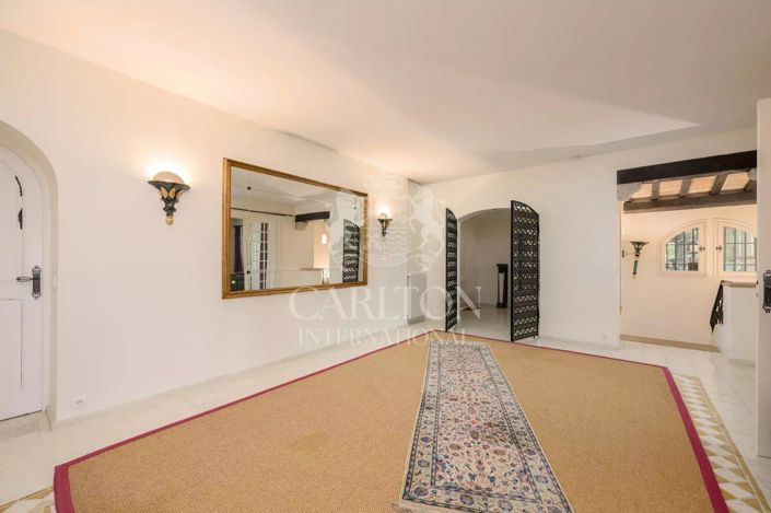 Image No.23-9 Bed House for sale